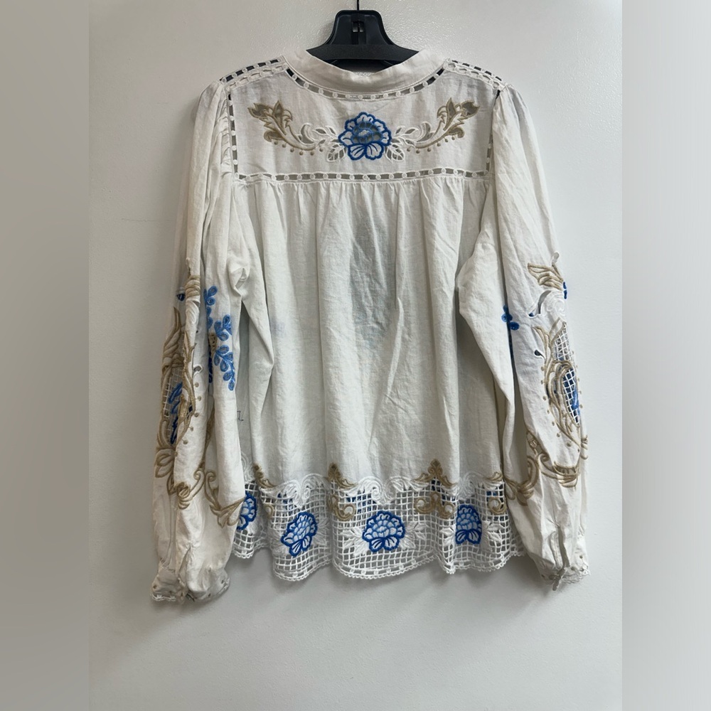 FARM Rio Off-White Romantic Richelieu Blouse - Picture 4 of 6